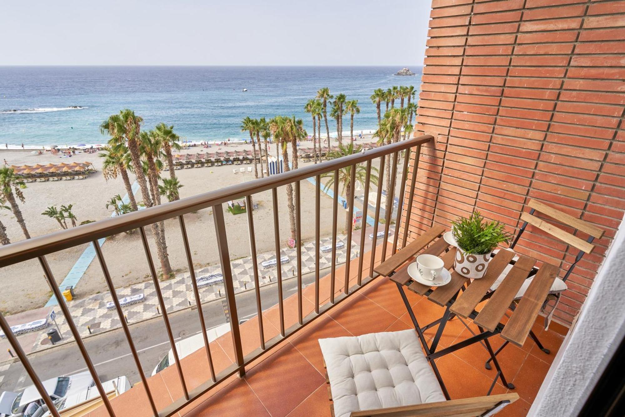Estudio Puerta Del Mar Apartment Almunecar Bagian luar foto